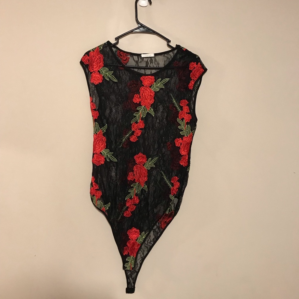 Forever21 black body suit with roses size 1X